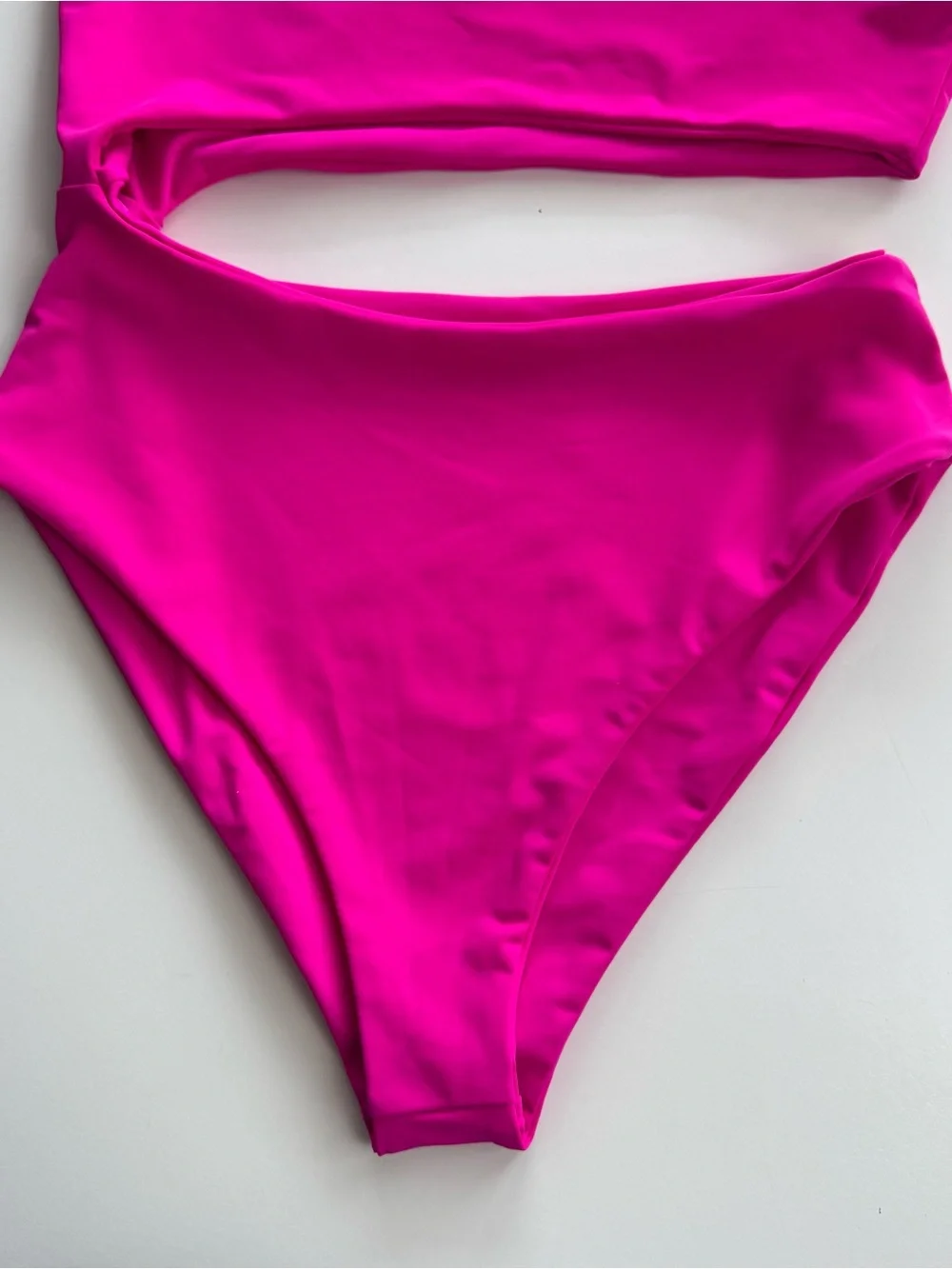 Lulus Women’s Sz S Hot Pink One Piece Cutout Swimsuit One Shoulder Coastal Beach